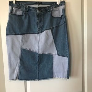 6th & Lane denim skirt. Size 18
